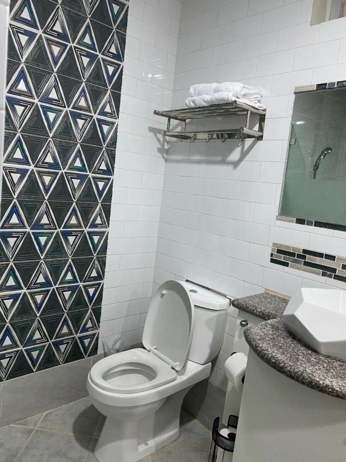 Travelers Delight Amani Grand Resort Residences 3-5Mins From Airport Мактан Екстер'єр фото