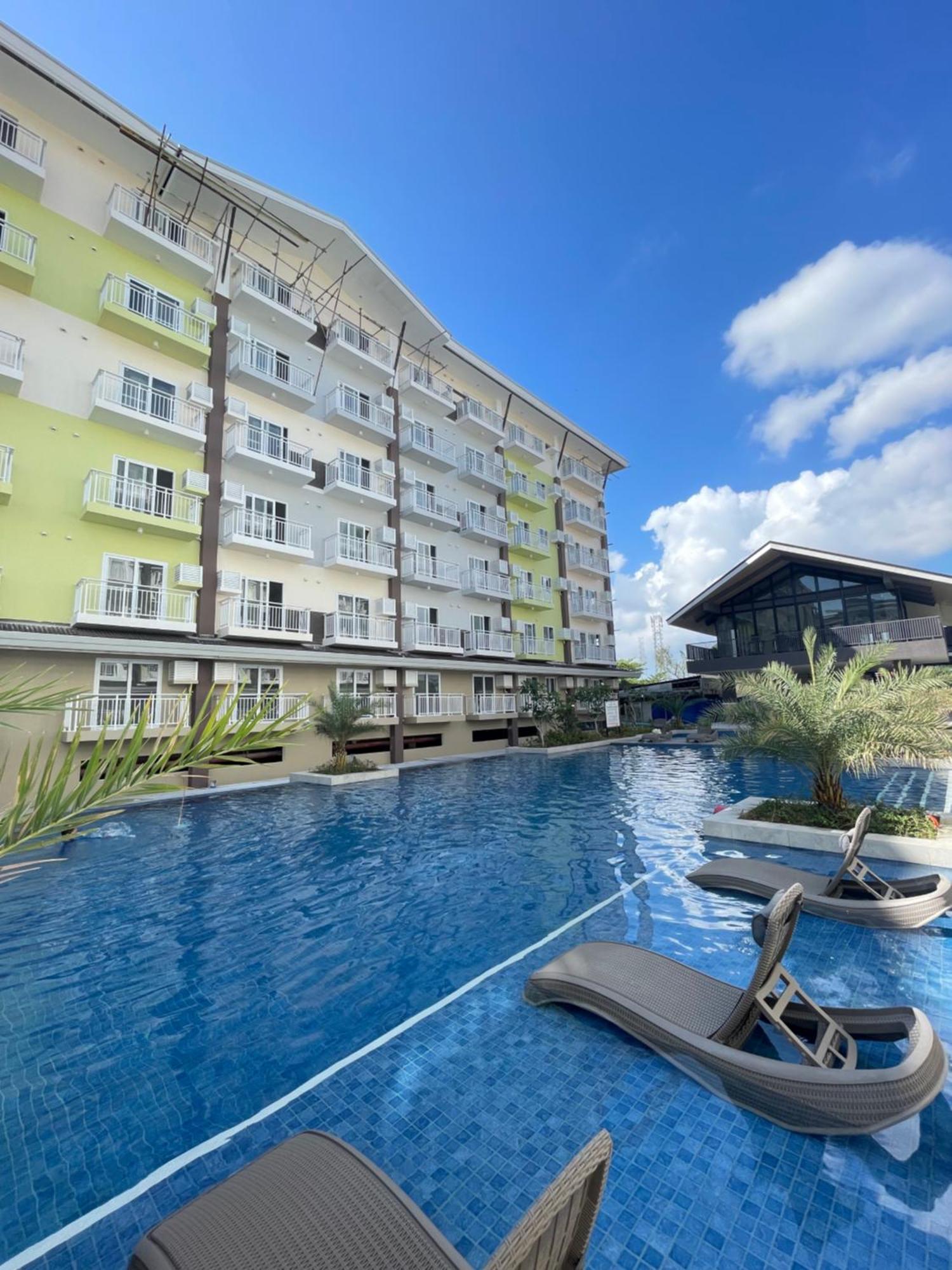Travelers Delight Amani Grand Resort Residences 3-5Mins From Airport Мактан Екстер'єр фото