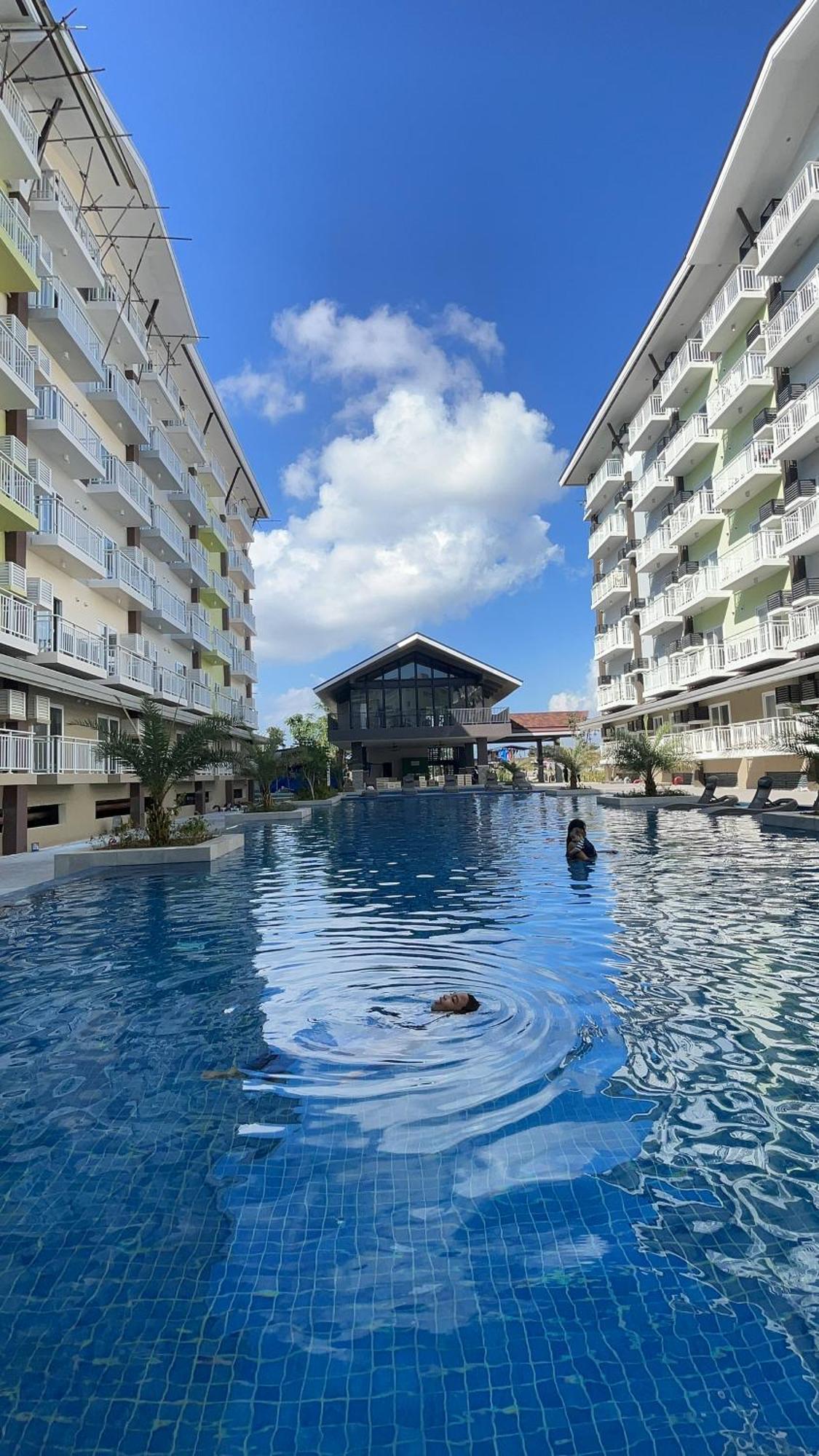 Travelers Delight Amani Grand Resort Residences 3-5Mins From Airport Мактан Екстер'єр фото